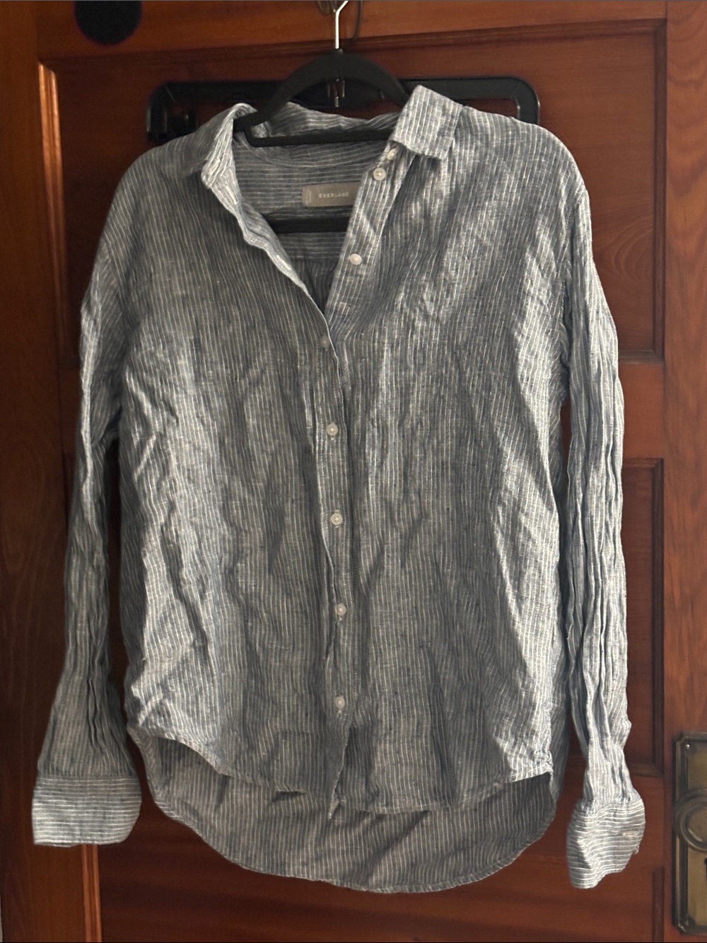 Everlane Blue and White Striped Linen Button-Down Shirt
